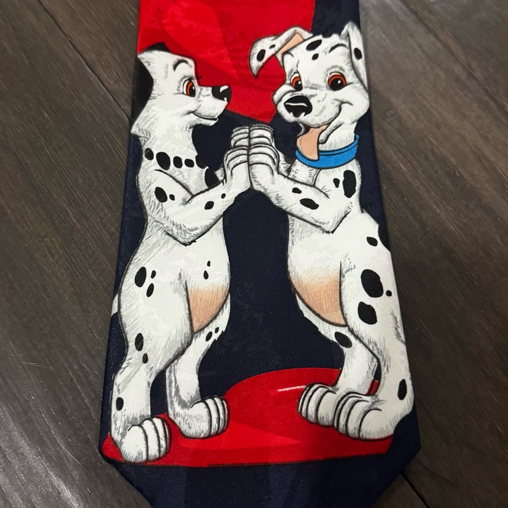 DISNEY 101 Dalmatian Love Dog Tie - Black and Red - Picture 3 of 4